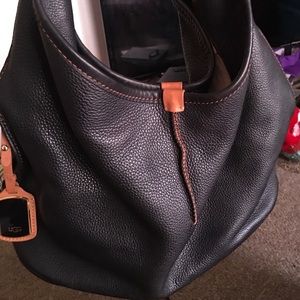 UGG Classic Leather Hobo "Black" EUC